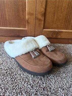 Vionic Brown Suede Mule Clogs with Cream Faux Fur Trim